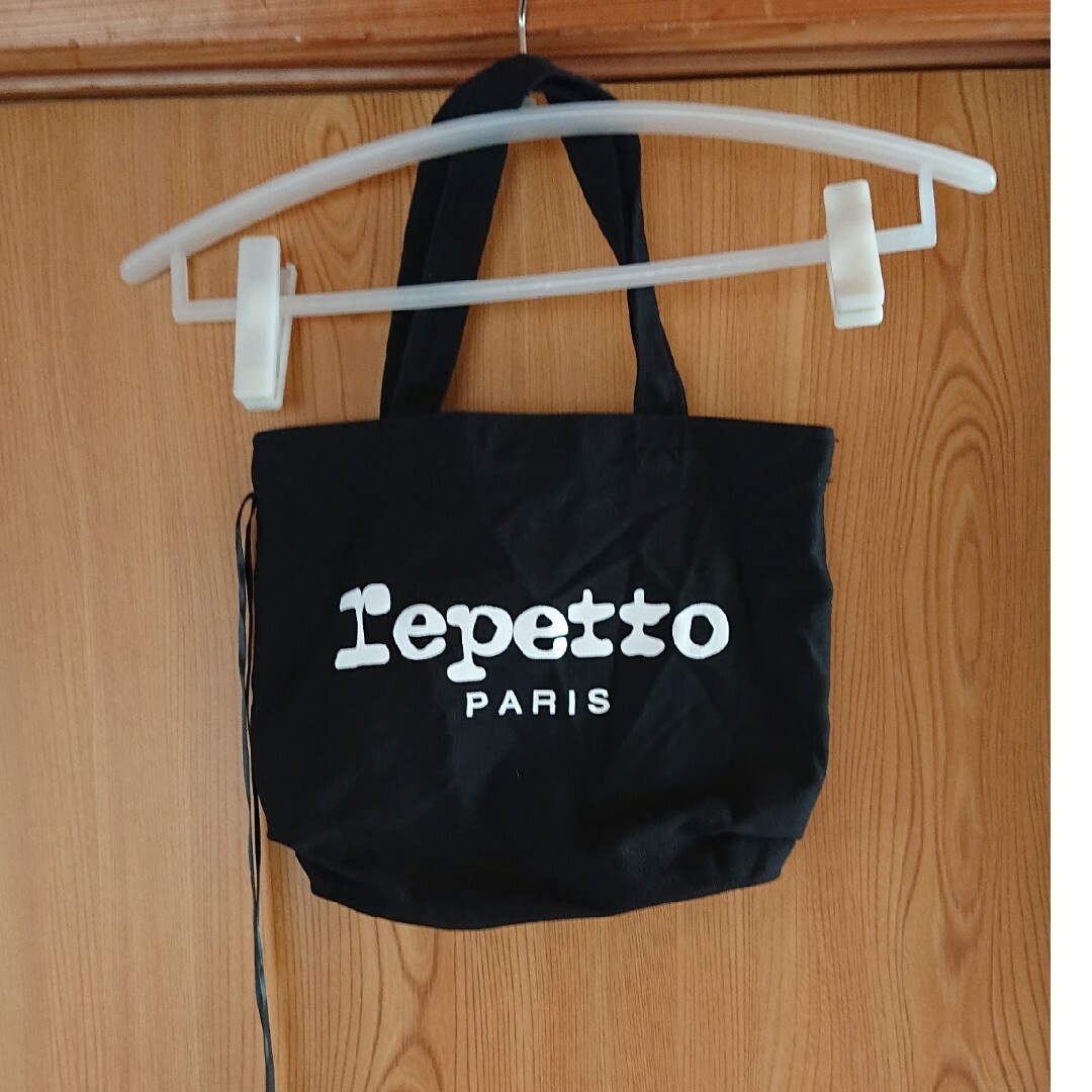 repetto(レペット)の●repetto 黒 リボン付 トートバッグ● レディースのバッグ(トートバッグ)の商品写真