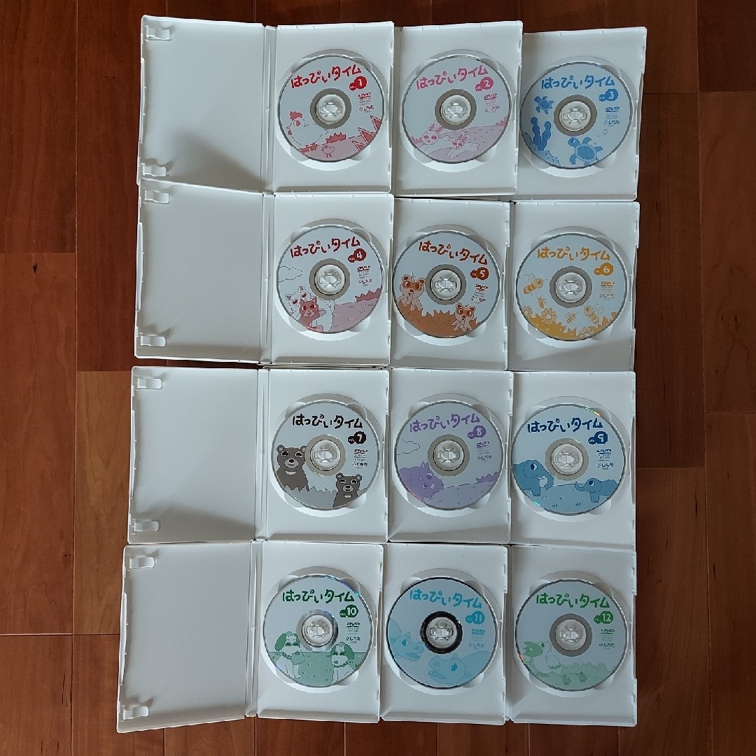 cp様専用　しちだ　はっぴぃタイムDVD  12枚 エンタメ/ホビーのDVD/ブルーレイ(キッズ/ファミリー)の商品写真