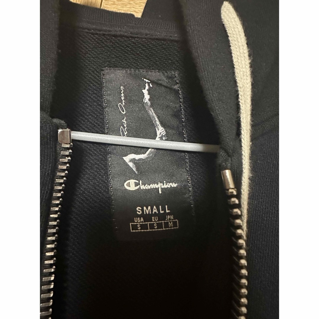 Rick Owens(リックオウエンス)の最終値下げ rick owens x champion zip hoodie メンズのトップス(パーカー)の商品写真