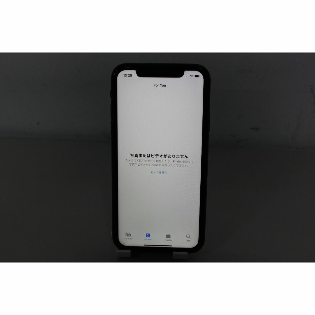 Apple(アップル)の【SIMロック解除済】iPhone XR/64GB〈MT002J/A〉⑤ スマホ/家電/カメラのスマートフォン/携帯電話(スマートフォン本体)の商品写真