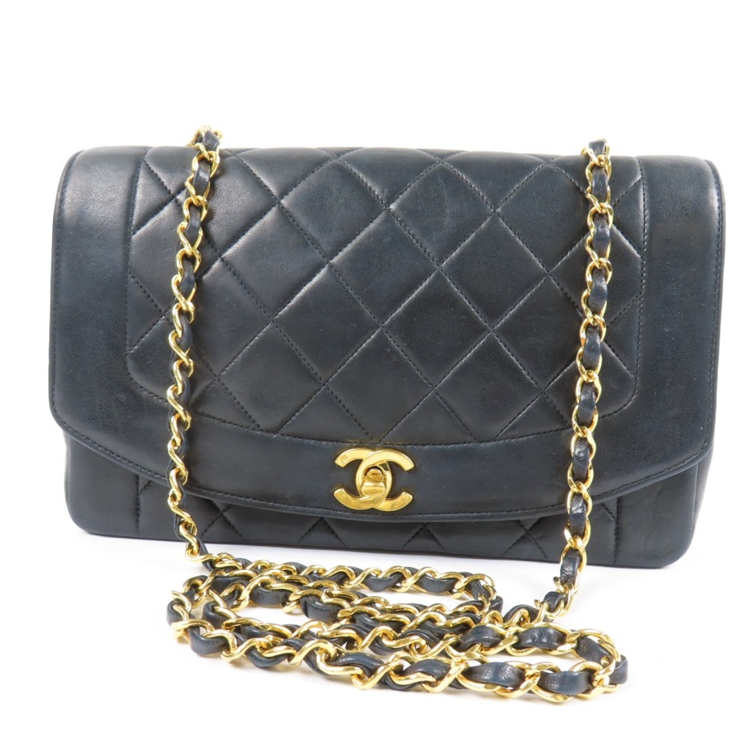 CHANEL - 美品 CHANEL シャネル ダイアナフラップ マトラッセ ターン