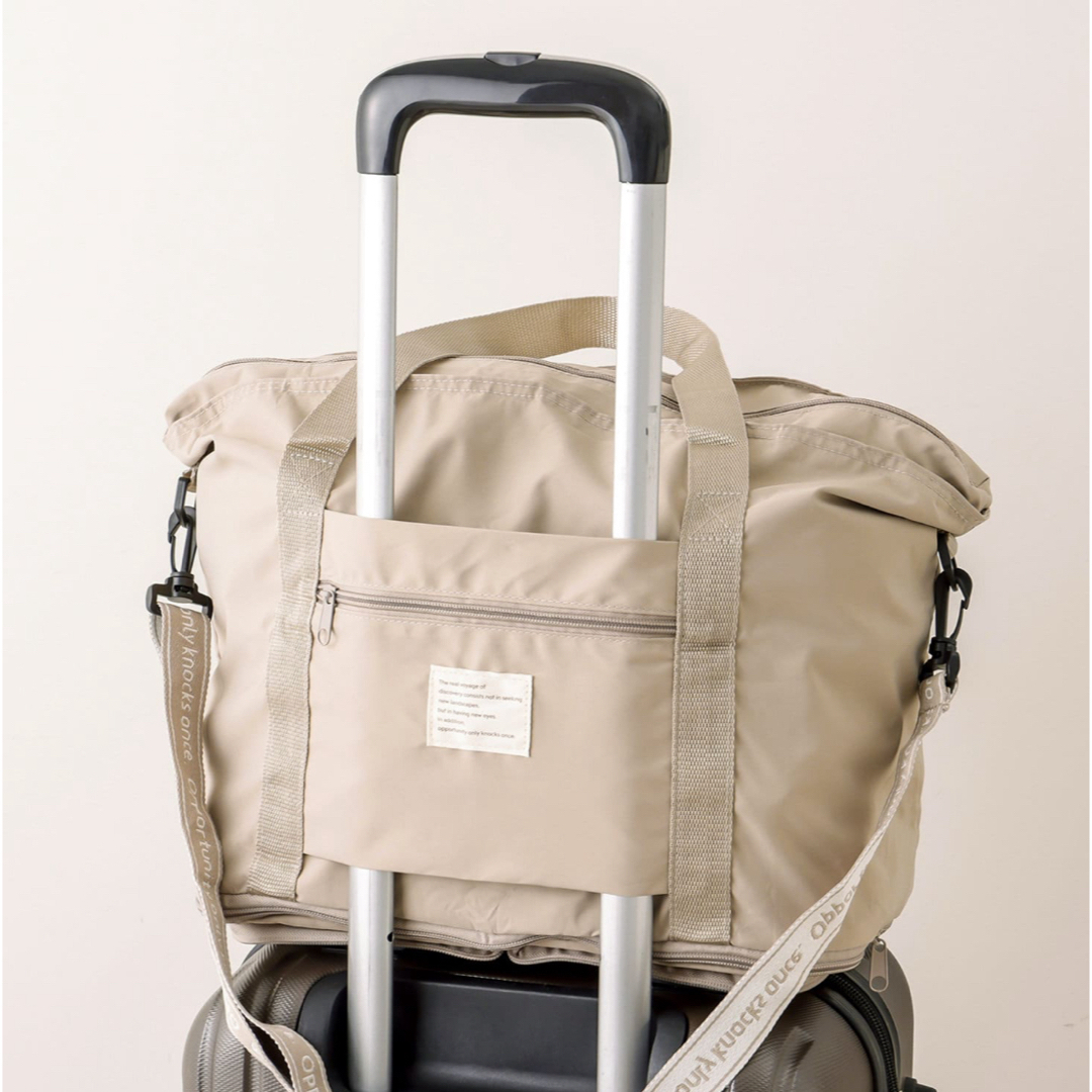 3COINS(スリーコインズ)のキャリーオンバッグ　スリーコインズ　ベージュ　3coins 旅行カバン　鞄 レディースのバッグ(ボストンバッグ)の商品写真