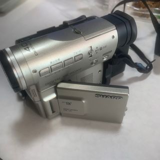 シャープ ビデオカメラの通販 83点 | SHARPのスマホ/家電/カメラを買う シャープ ビデオカメラの通販 83点 | SHARPのスマホ/家電/カメラを買う