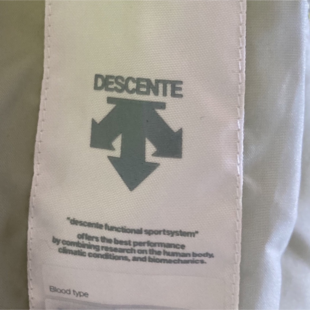 DESCENTE(デサント)のジュニア　スキーウェア　150 スポーツ/アウトドアのスキー(ウエア)の商品写真