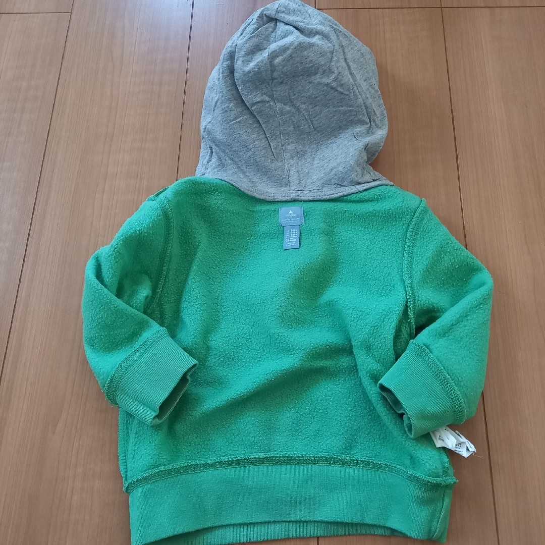 babyGAP(ベビーギャップ)のベビー　パーカー 80 キッズ/ベビー/マタニティのベビー服(~85cm)(トレーナー)の商品写真