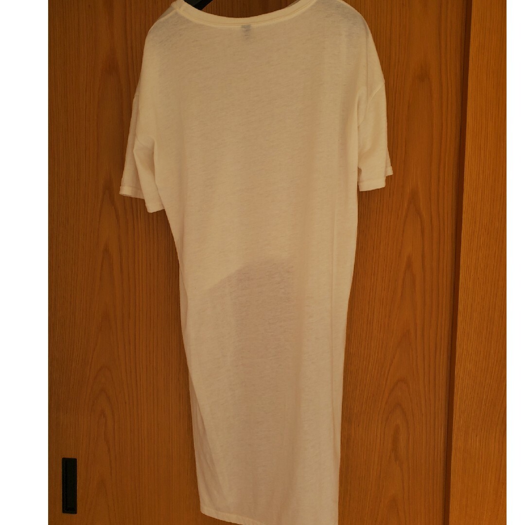 ホワイト　デザインティシャツ メンズのトップス(Tシャツ/カットソー(半袖/袖なし))の商品写真