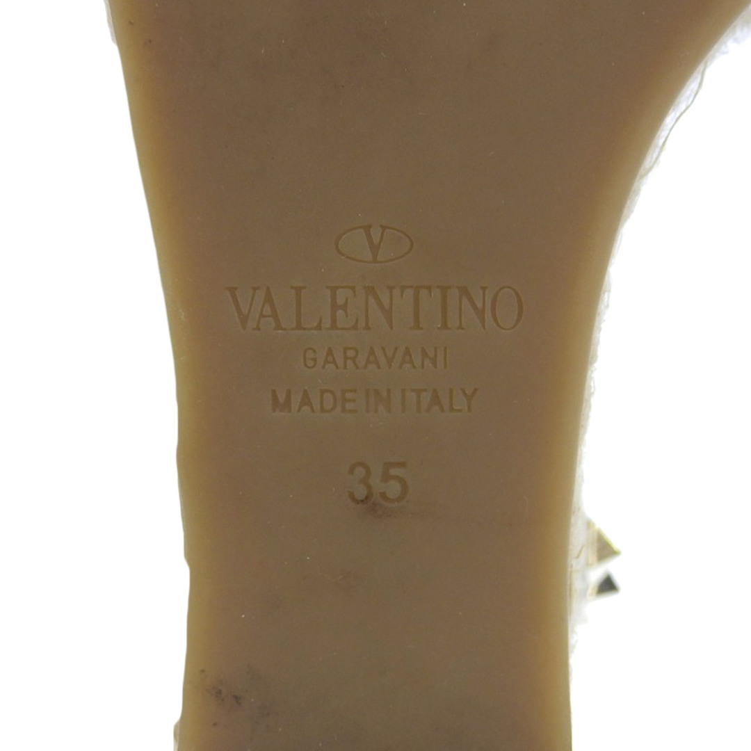 valentino garavani(ヴァレンティノガラヴァーニ)のヴァレンティノガラヴァーニ Valentino Garavani ヴァレンティノガラヴァーニ ロックスタッズ ウェッジソール サンダル パンプス レディース ホワイト系 35 IW2S0780 35 レディースの靴/シューズ(ハイヒール/パンプス)の商品写真