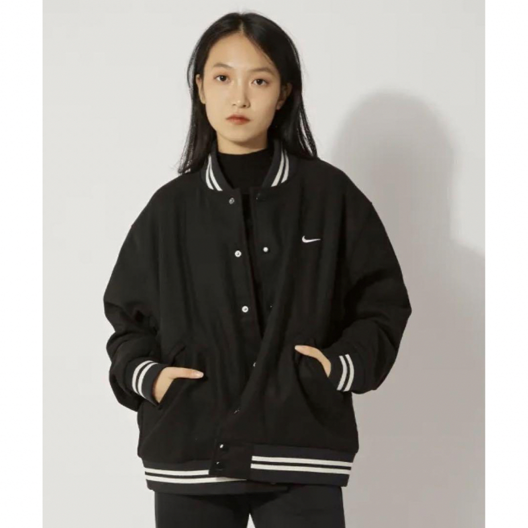 NIKE(ナイキ)の【完売品】NIKE AS M NK AU VARSITY JKT 22HO-I レディースのジャケット/アウター(スタジャン)の商品写真