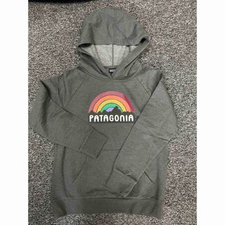 パタゴニア(patagonia)の新品未使用　パタゴニア　キッズ　パーカー　XL(Tシャツ/カットソー)