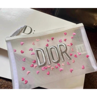 クリスチャンディオール(Christian Dior)の新品未使用　ディオール　　ノベルティメッシュポーチ(ポーチ)