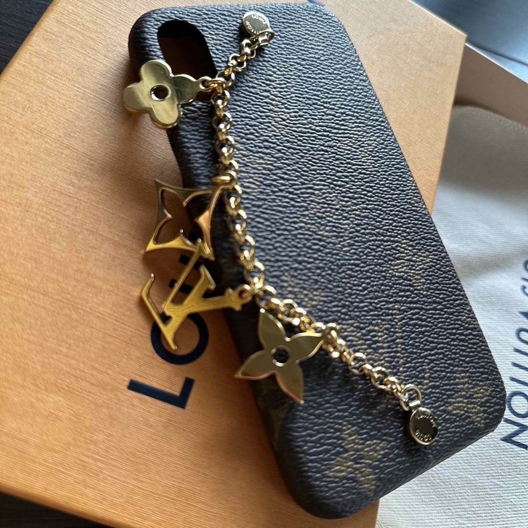 LOUIS VUITTON - ルイヴィトン iPhoneケース X XSの通販 by LOUIS VUITTON - ルイヴィトン iPhoneケース X XSの通販 by