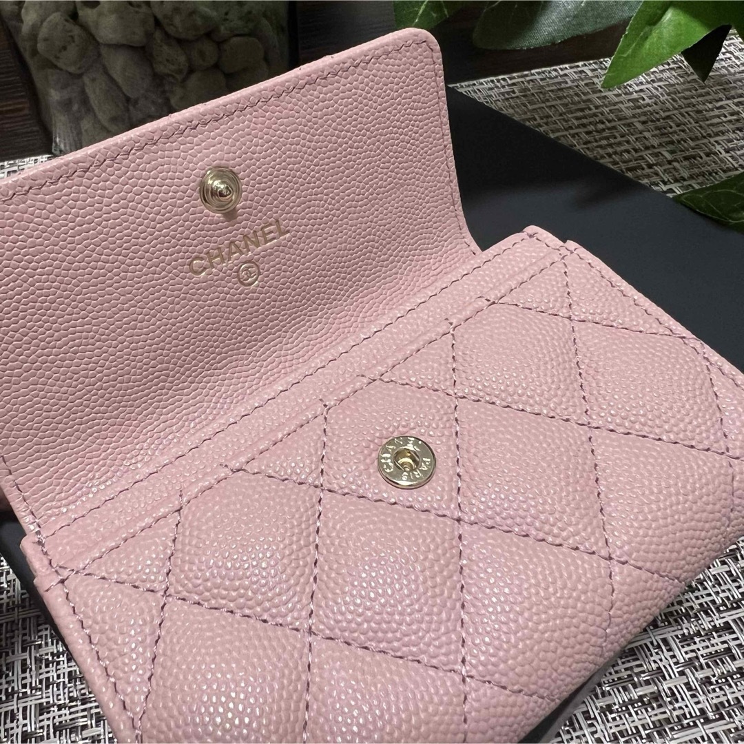 CHANEL - CHANEL シャネル 財布 小銭入れ 新作 レア ピンク 箱 CHANEL - CHANEL シャネル 財布 小銭入れ 新作 レア ピンク 箱