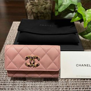 シャネル(CHANEL)のCHANEL シャネル 財布 小銭入れ 新作 レア ピンク 箱付き 未使用 (財布)