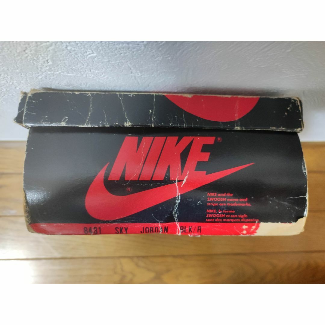 NIKE - 新品85年製SKYJORDANオリジナルBRED air jordan1 ogの NIKE - 新品85年製SKYJORDANオリジナルBRED air jordan1 ogの