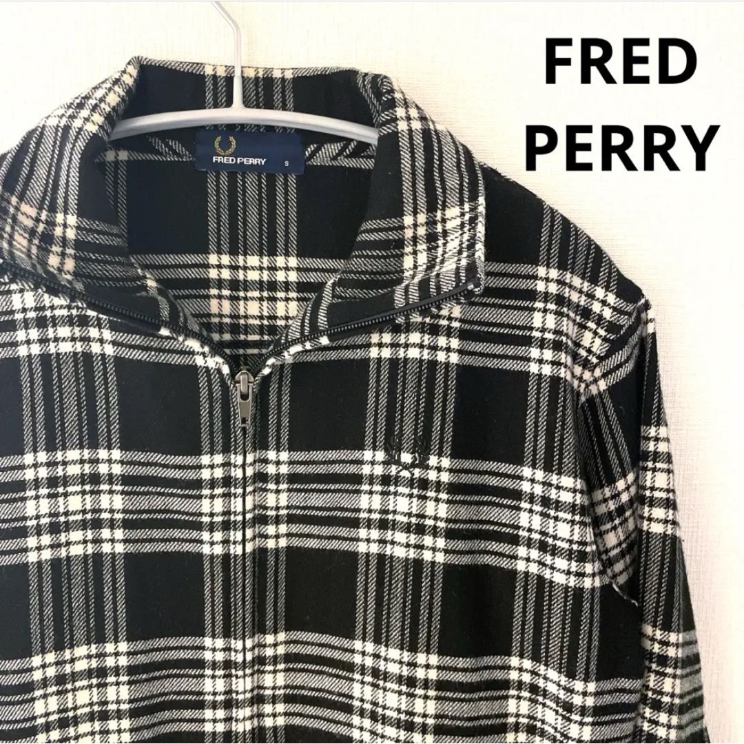 FRED PERRY(フレッドペリー)のFREDPERRYフレッドペリー F2149 ジャンパー　ブルゾン　Sサイズ メンズのジャケット/アウター(ブルゾン)の商品写真