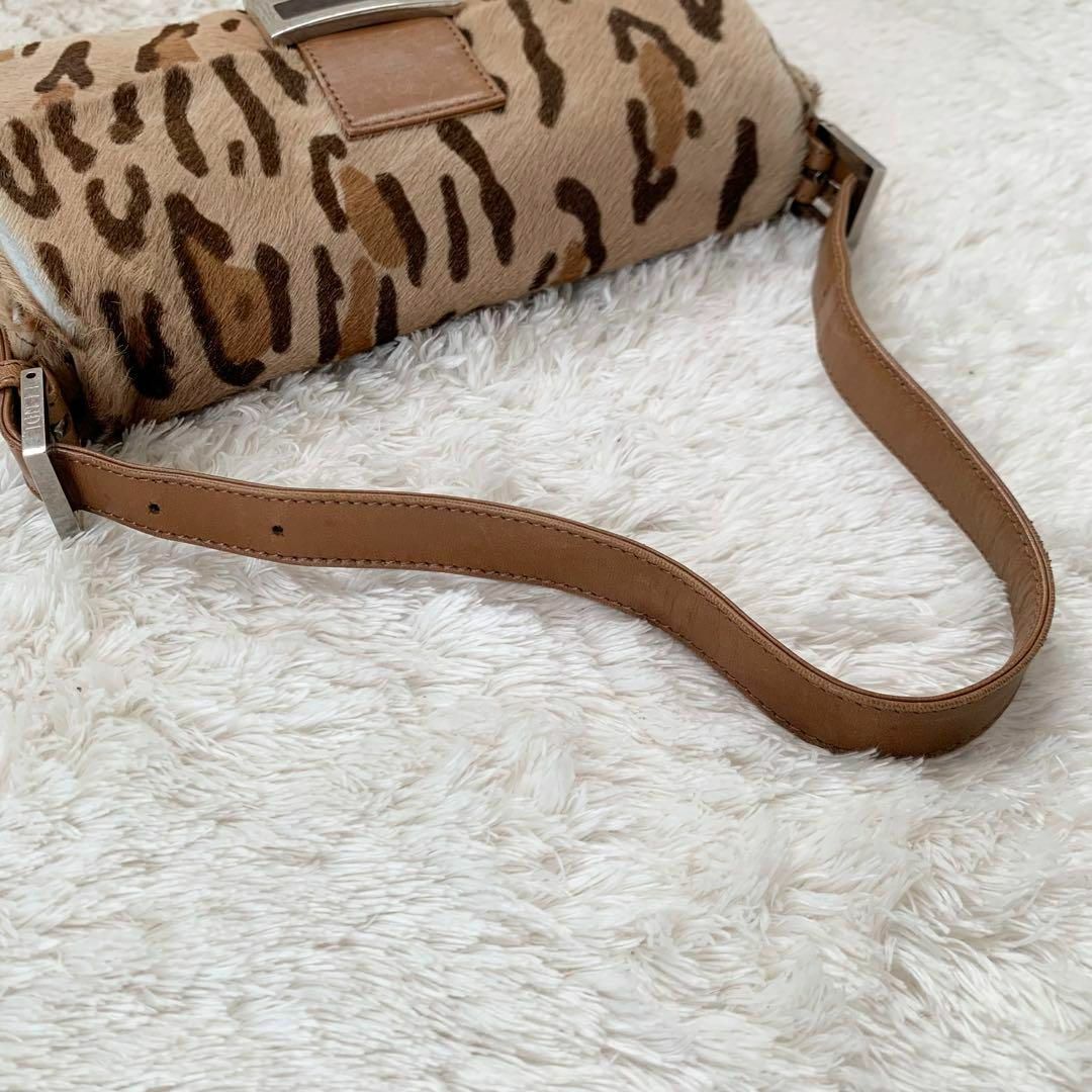 美品 FENDI フェンディ ハラコ マンマバケット バッグ アニマル柄 美品 FENDI フェンディ ハラコ マンマバケット バッグ アニマル柄