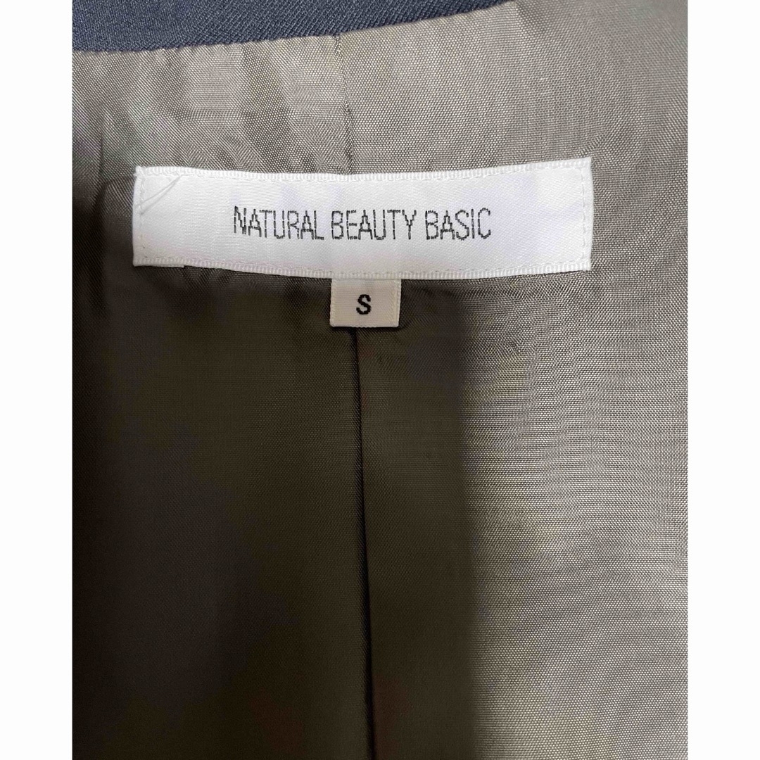 NATURAL BEAUTY BASIC(ナチュラルビューティーベーシック)のNATURAL BEAUTY  BASIC ダブルブレストジャケット レディースのジャケット/アウター(テーラードジャケット)の商品写真