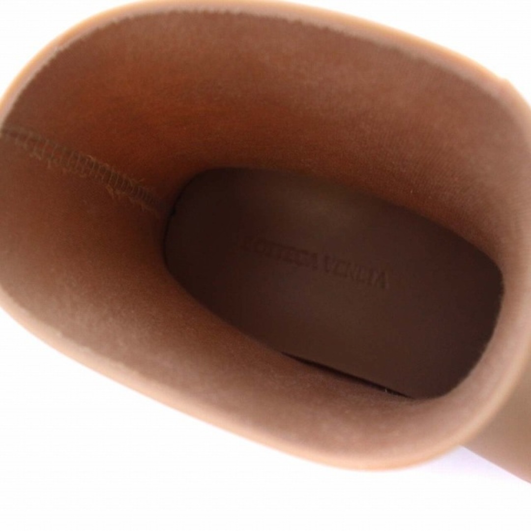 Bottega Veneta(ボッテガヴェネタ)のボッテガヴェネタ THE PUDDLE BOOTS レインブーツ ベージュ レディースの靴/シューズ(レインブーツ/長靴)の商品写真