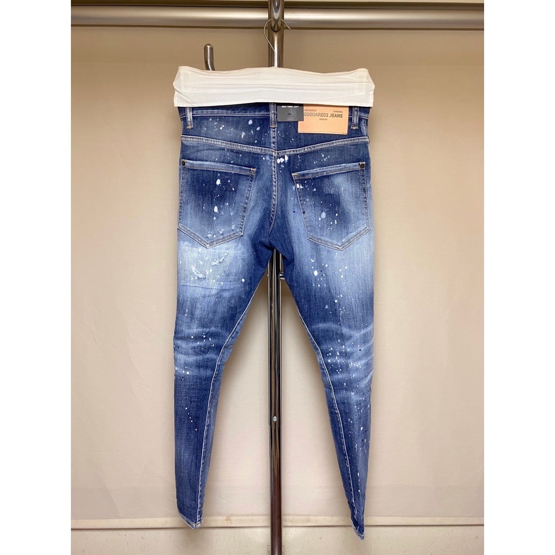 DSQUARED2(ディースクエアード)の新品 42 22aw DSQUARED2 Sexy Twist 5594 メンズのパンツ(デニム/ジーンズ)の商品写真