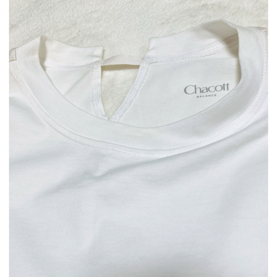 CHACOTT(チャコット)のChacott ヘムアクセントクロップドTシャツ　オフホワイト レディースのトップス(Tシャツ(半袖/袖なし))の商品写真