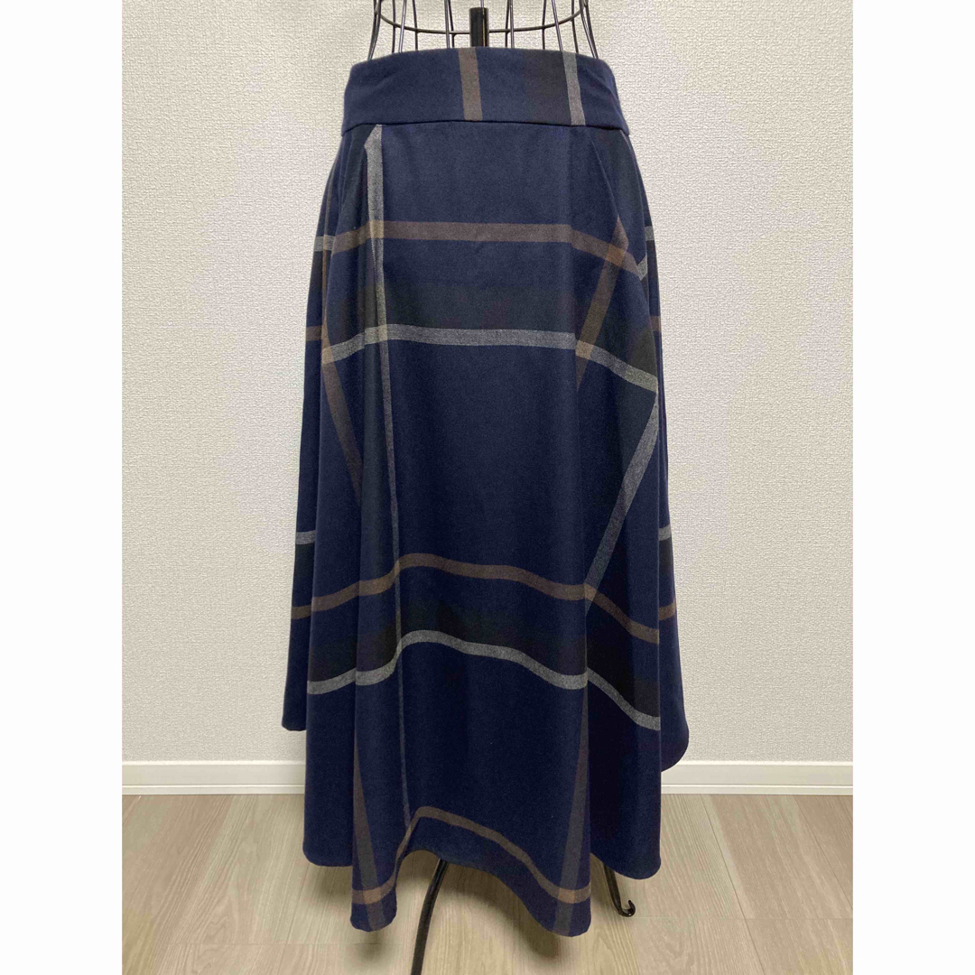 SCOT CLUB(スコットクラブ)のFENNEL / イレギュラーヘムチェックスカート レディースのスカート(ロングスカート)の商品写真