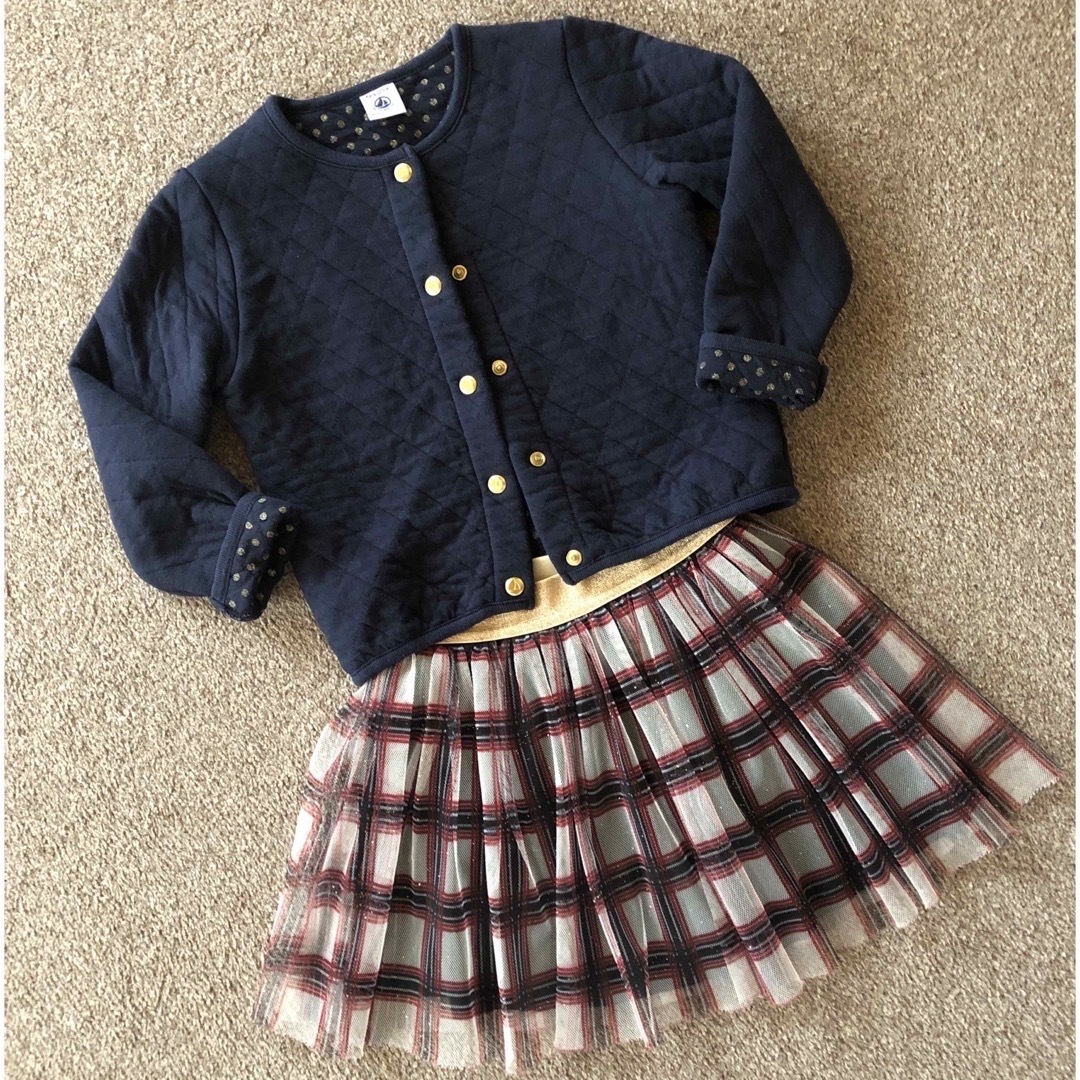 PETIT BATEAU(プチバトー)のプチバトー ラメ入りプリーツミニスカート6a キッズ/ベビー/マタニティのキッズ服女の子用(90cm~)(スカート)の商品写真