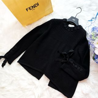 フェンディ(FENDI)の美品　FENDI フェンディ カシミヤ　セーター　リボン　トップス(ニット/セーター)