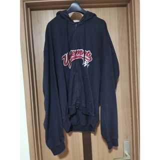 ヴェトモン(VETEMENTS)のヴェトモン ベースボールロゴ ジップ パーカー(パーカー)