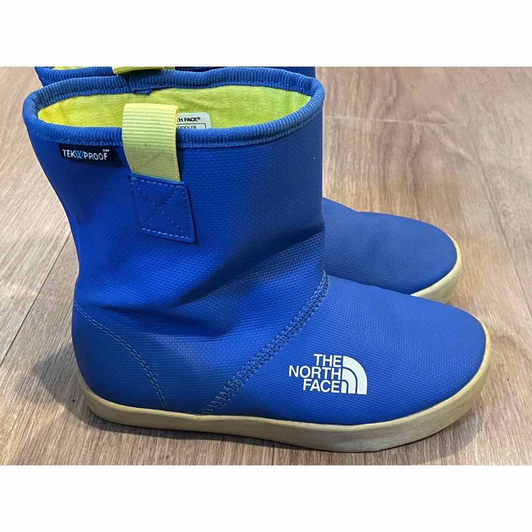 THE NORTH FACE(ザノースフェイス)のTHE NORTH FACE  レインブーツ　キッズ　ブルー キッズ/ベビー/マタニティのキッズ靴/シューズ(15cm~)(長靴/レインシューズ)の商品写真