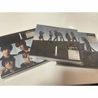 SixTONES　１ｓｔ　ファースト　アルバム　３形態　DVD(アイドルグッズ)