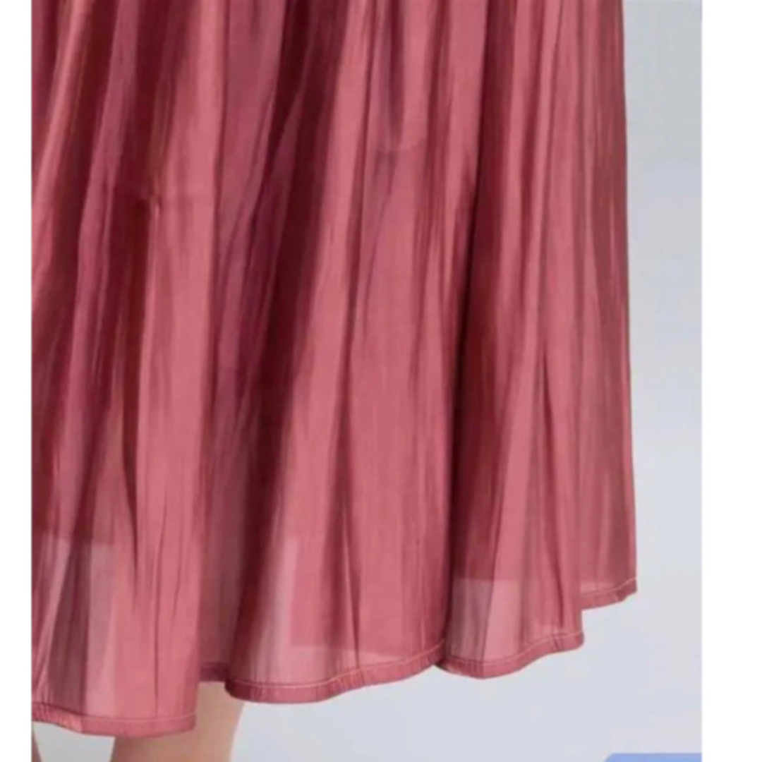ViS(ヴィス)の【匿名配送】【ほぼ未使用】ViS シャイニーサテンロングスカート ロング丈 レディースのスカート(ロングスカート)の商品写真