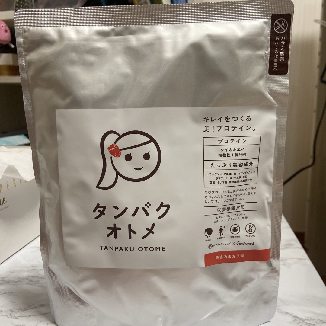 タンパクオトメ　プロテイン　博多あまおうイチゴ味 食品/飲料/酒の健康食品(プロテイン)の商品写真