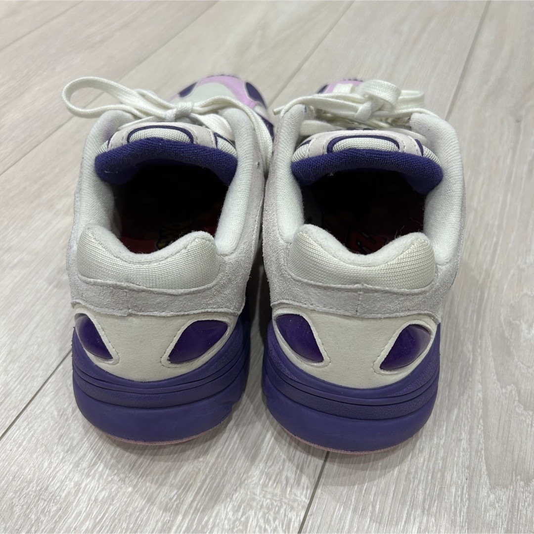 adidas(アディダス)のadidas スニーカー　フリーザ　ドラゴンボール　限定品　コラボ　アディダス メンズの靴/シューズ(スニーカー)の商品写真