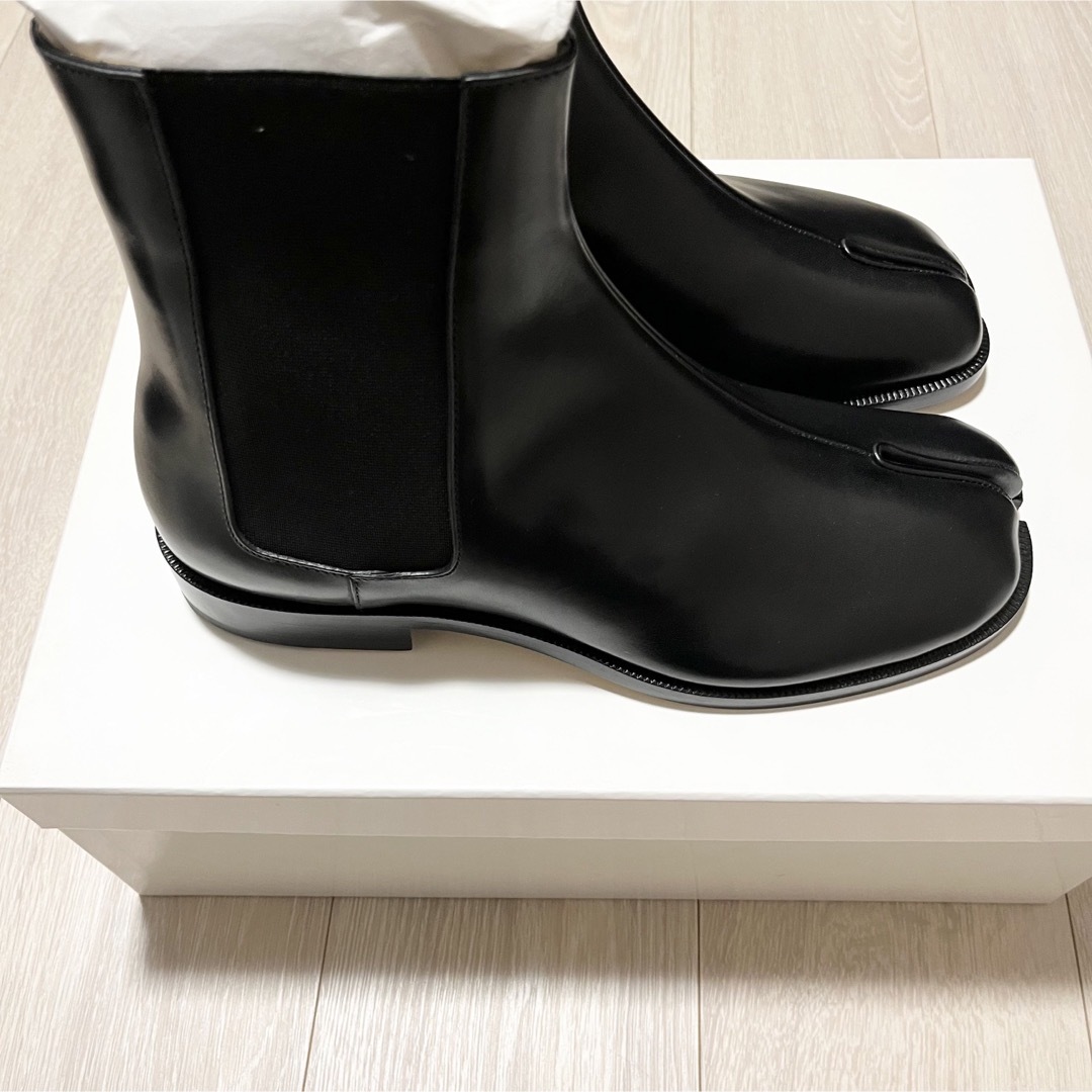 Maison Martin Margiela(マルタンマルジェラ)の【新品未使用】メゾン マルジェラ タビ チェルシーブーツ ブラック 42サイズ メンズの靴/シューズ(ブーツ)の商品写真