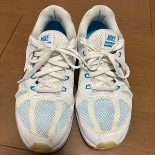 ナイキ(NIKE)のナイキ　レディースシューズ⭐️中古品(スニーカー)