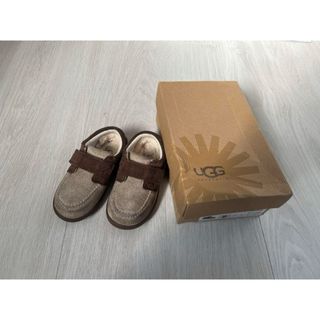 アグ(UGG)の【UGG】　キッズシューズ　15cm(フォーマルシューズ)