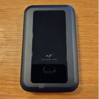 富士ソフト 5Gモバイルルーター ブラック FS050WMB1(PC周辺機器)