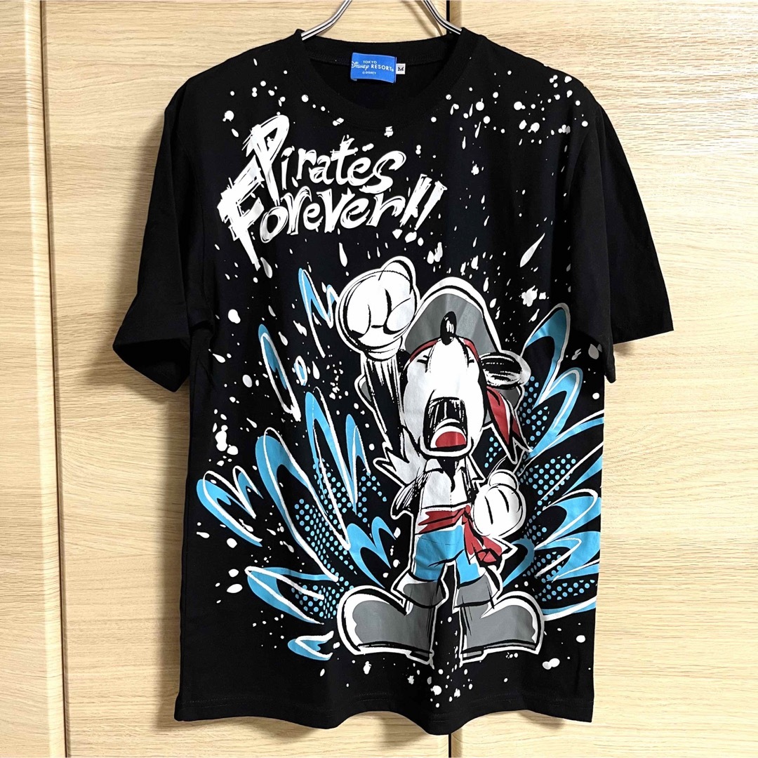 Disney(ディズニー)のディズニー パイレーツサマー ゲットウエット Tシャツ ブラック Mサイズ レディースのトップス(Tシャツ(半袖/袖なし))の商品写真