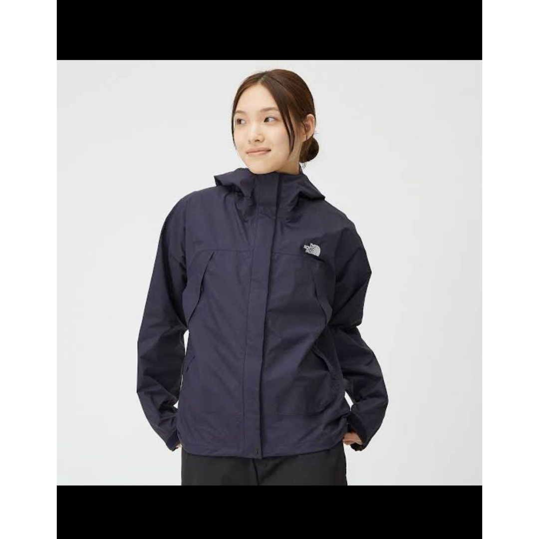 THE NORTH FACE(ザノースフェイス)のTHE NORTH FACE ブラック　ドットショットジャケット レディースのジャケット/アウター(ナイロンジャケット)の商品写真