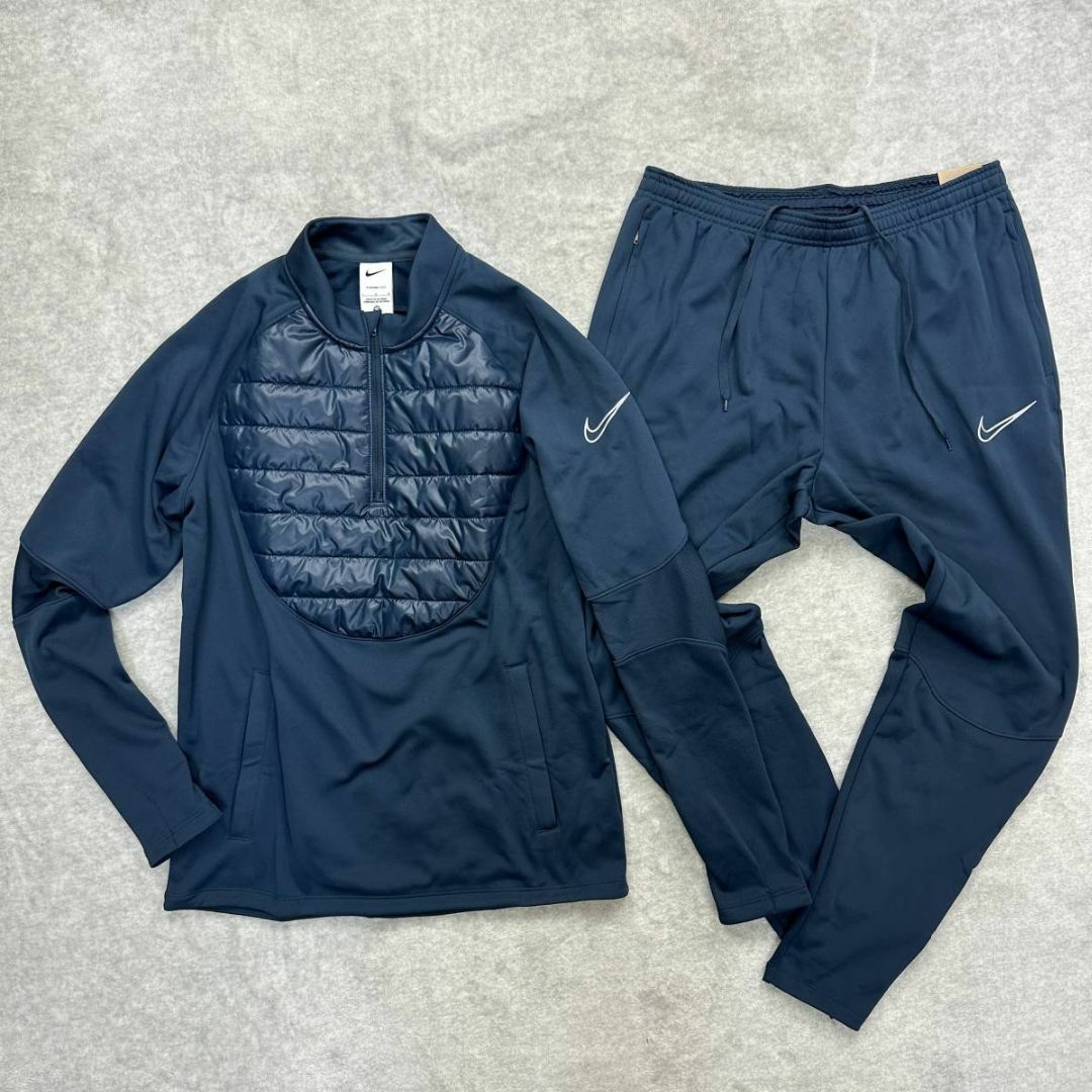 NIKE - 新品 NIKE Lサイズ セットアップ 裏起毛 サーマの通販 by