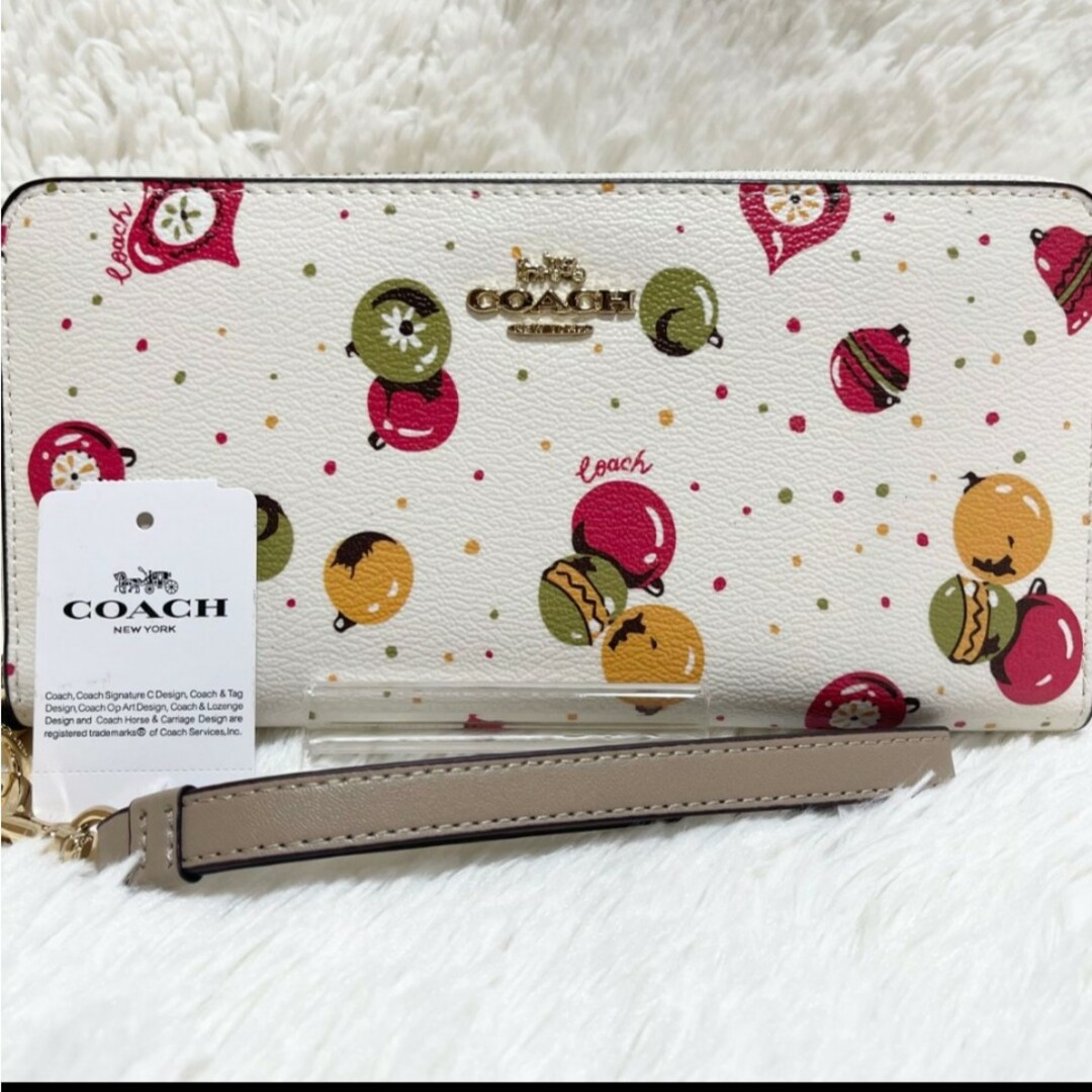 新品　COACH　長財布　ラウンドファスナー　ホワイト　風船　小銭入れ有レディース