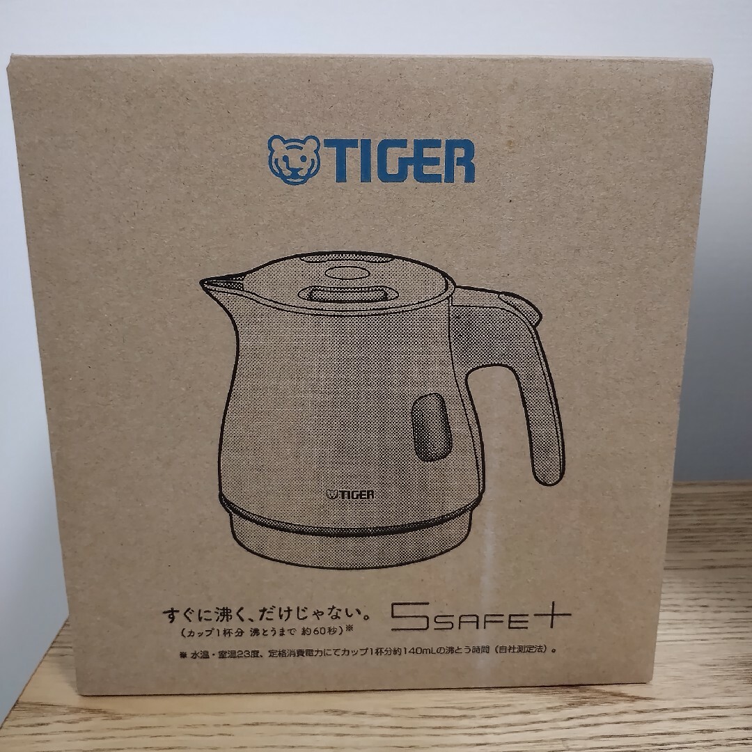 TIGER(タイガー)の新品未使用 タイガー 電気ケトル PCM-A061 スマホ/家電/カメラの生活家電(電気ケトル)の商品写真