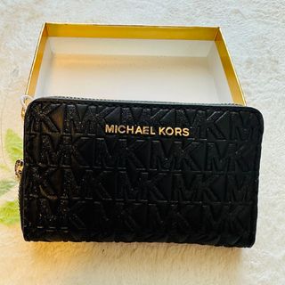 マイケルコース(Michael Kors)のMichael kors 名刺・カード入れ　新品Box入り(名刺入れ/定期入れ)