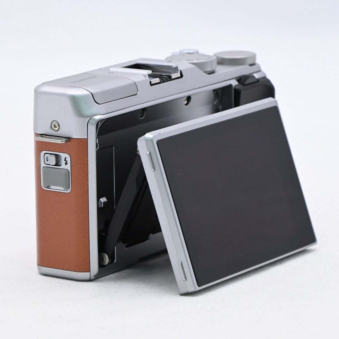 FUJIFILM X-A5 ボディ ブラウン FUJIFILM X-A5 ボディ ブラウン