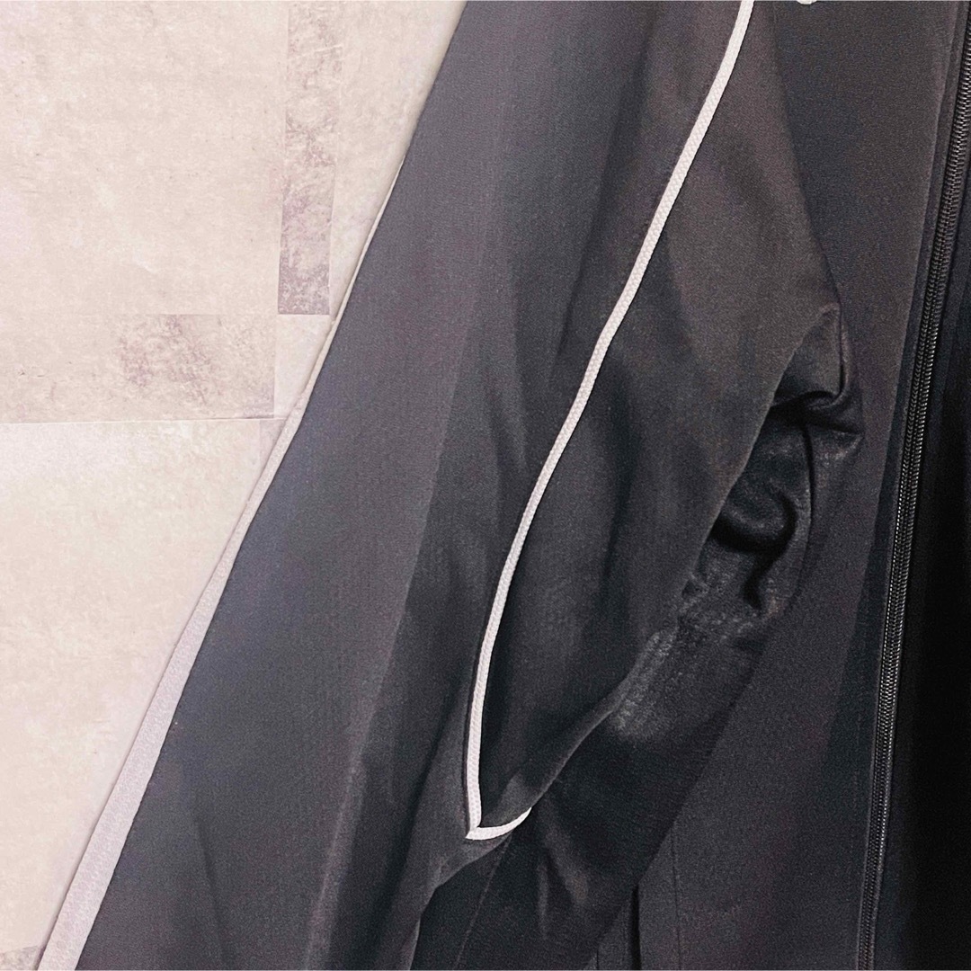 NIKE(ナイキ)のNIKEジャージ　トラックジャケット　Lサイズ　ブラック メンズのトップス(ジャージ)の商品写真