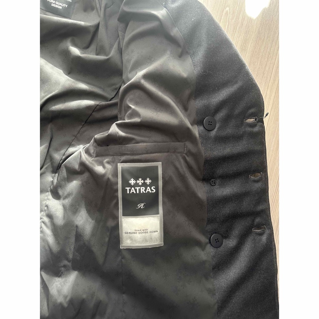 TATRAS(タトラス)の定価13,2万 タトラス ダウンジャケット バルベリーノ ロロピアーナ シルク メンズのジャケット/アウター(ダウンジャケット)の商品写真