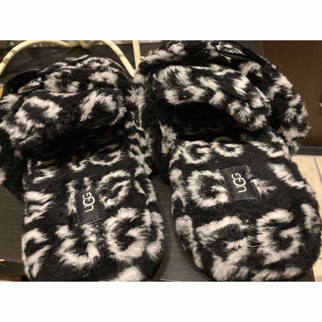 UGG(アグ)のUGG Fluff It Pop Slipper メンズの靴/シューズ(サンダル)の商品写真