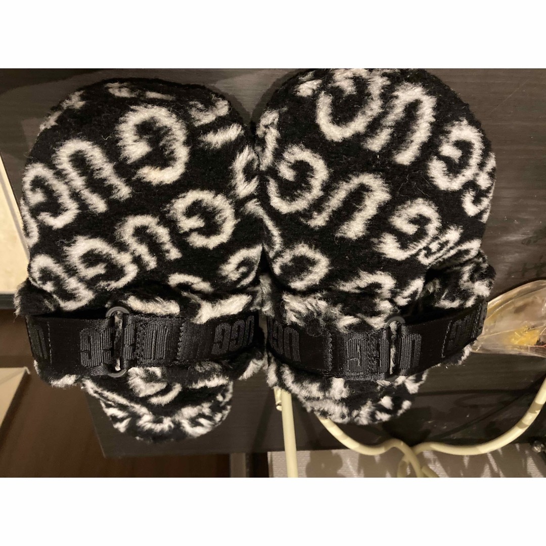 UGG(アグ)のUGG Fluff It Pop Slipper メンズの靴/シューズ(サンダル)の商品写真