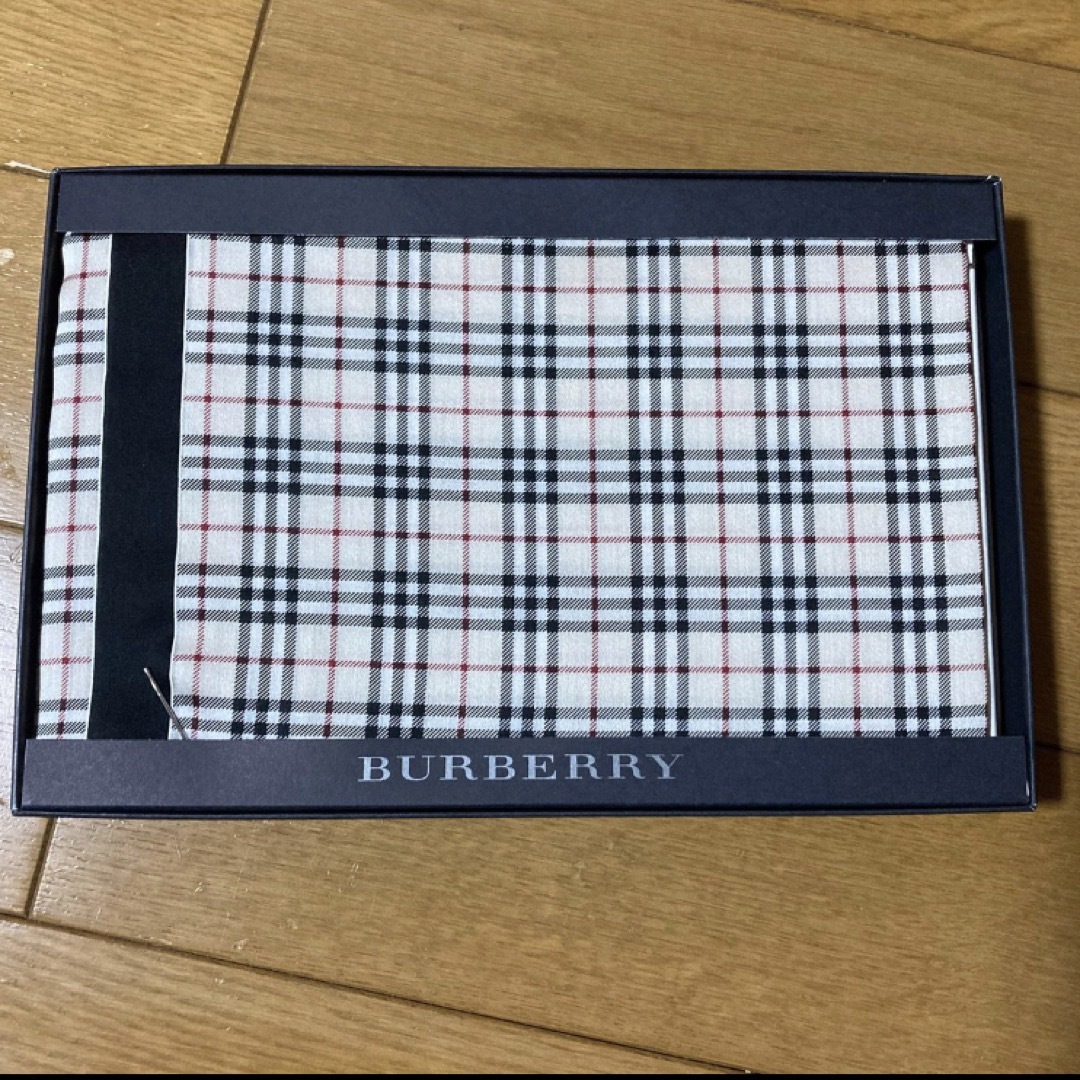 BURBERRY(バーバリー)のバーバリー ハンカチ ノバチェック 2枚 レディースのファッション小物(ハンカチ)の商品写真