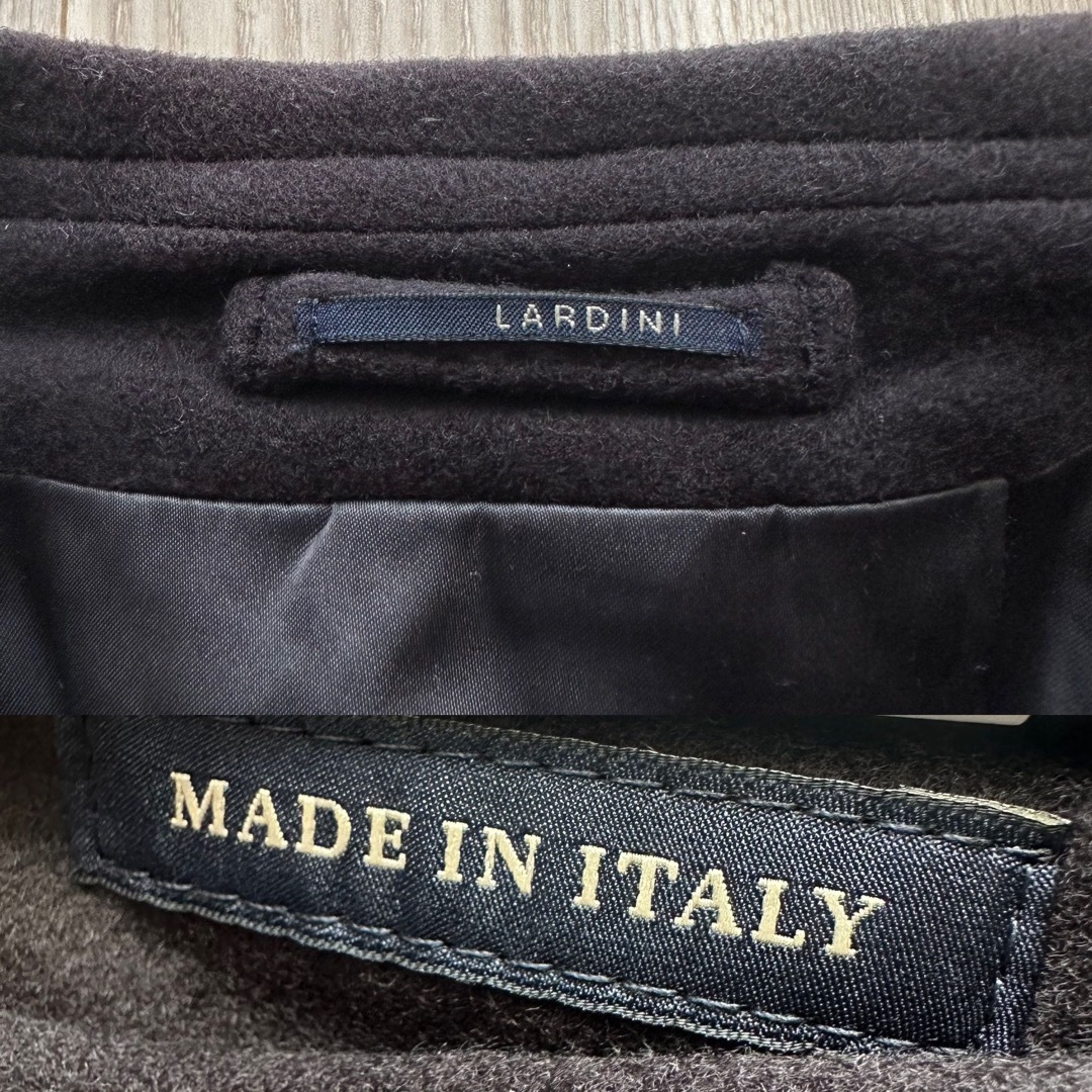 LARDINI(ラルディーニ)の定価14,9万 ラルディーニ チェスターコート ウール NAVY 最新型 44 メンズのジャケット/アウター(チェスターコート)の商品写真